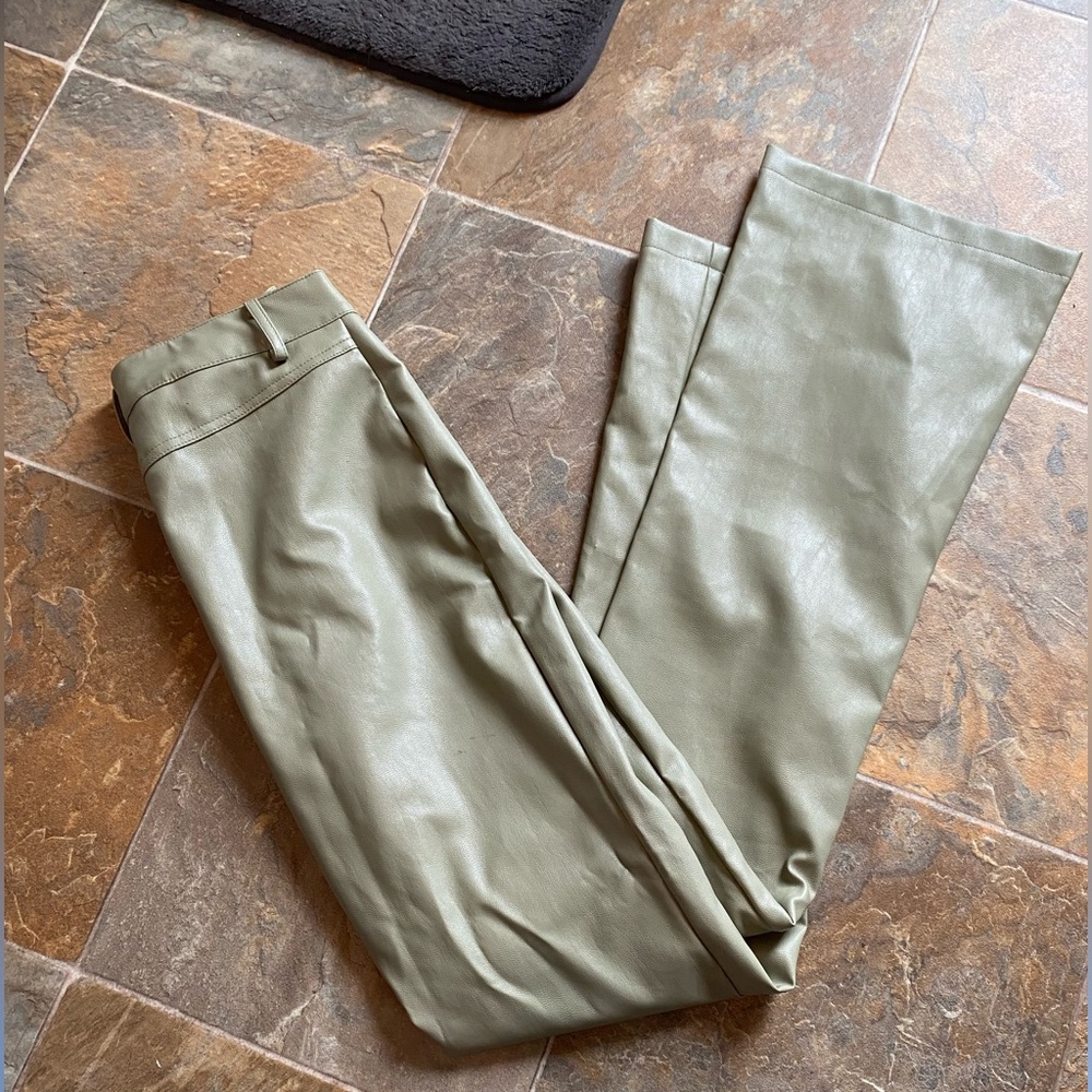 motel rocks faux leather set